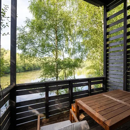 Prázdninový dům Charming Retreat With Pool *